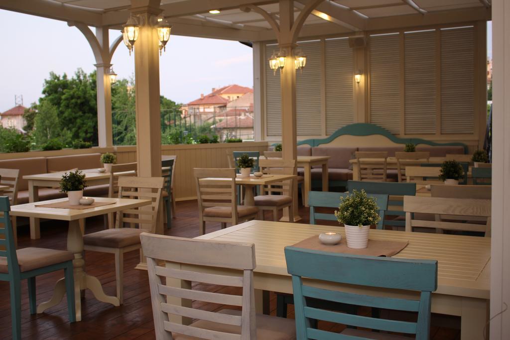 Hotel Nove 스비슈토프 외부 사진