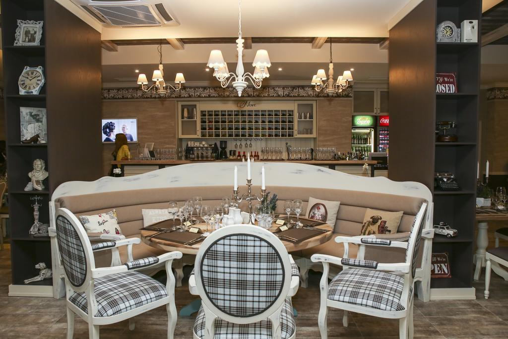 Hotel Nove 스비슈토프 외부 사진